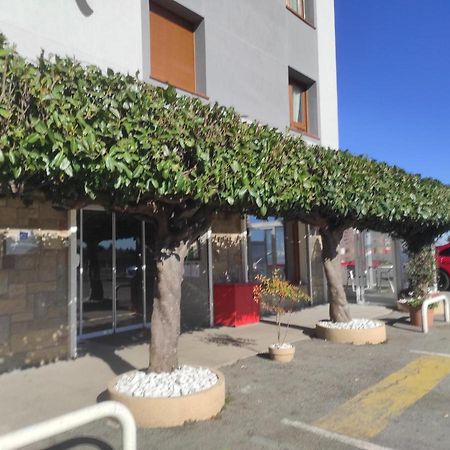 Hotel Canaima Bruma 1,5 K Camino O Meson Do Vento Exterior photo